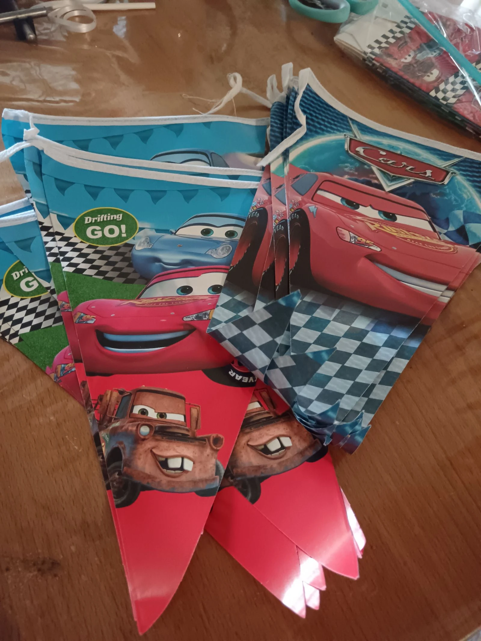 Décoration anniversaire cars – photo 7